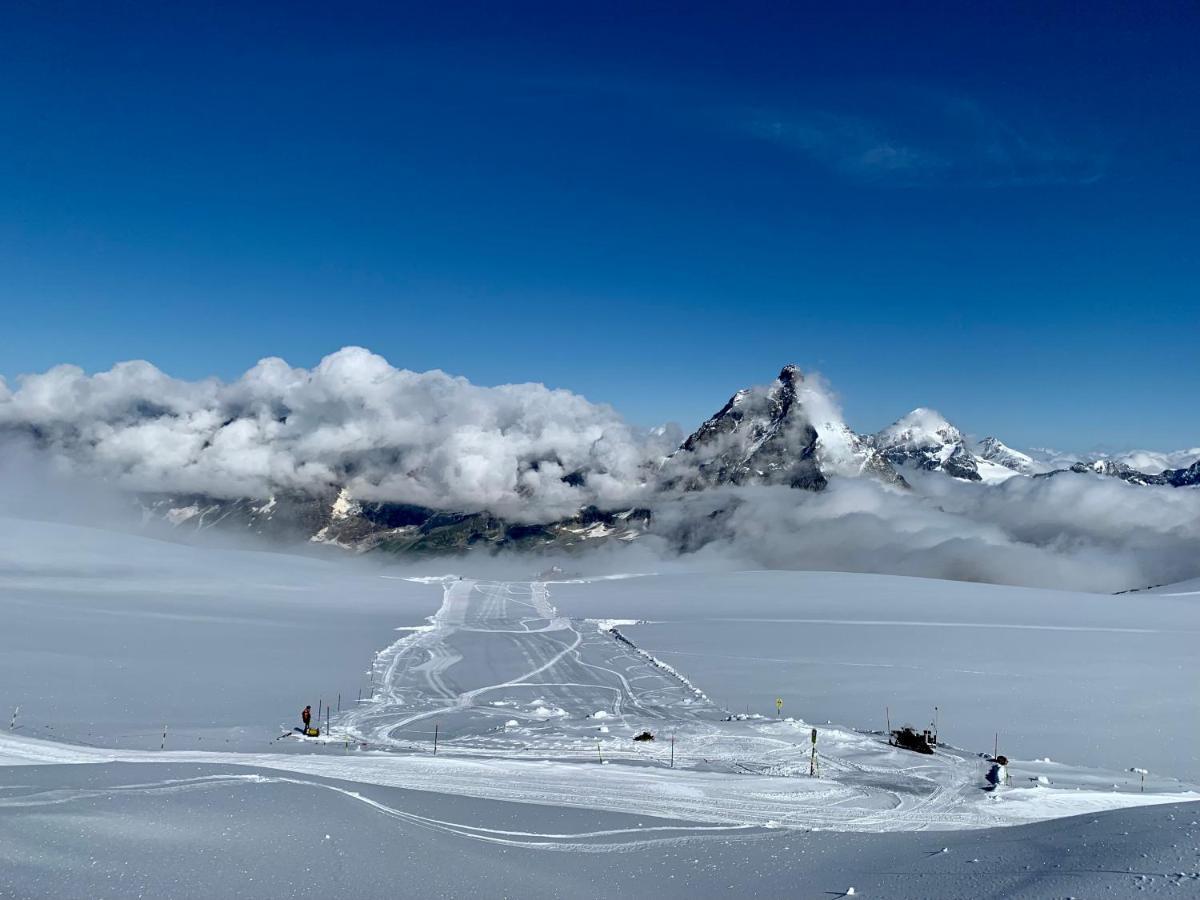 Cervinia Ski In Ski Out - Spacious Apartment Брей-Червінія Екстер'єр фото