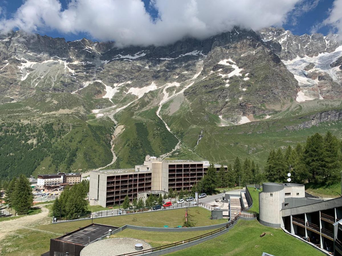 Cervinia Ski In Ski Out - Spacious Apartment Брей-Червінія Екстер'єр фото